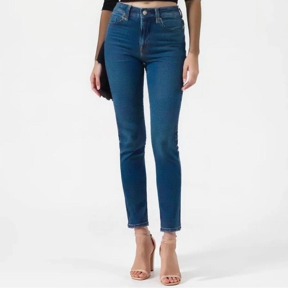 Abercrombie & Fitch Women's Skinny Jeans in Deep Blue